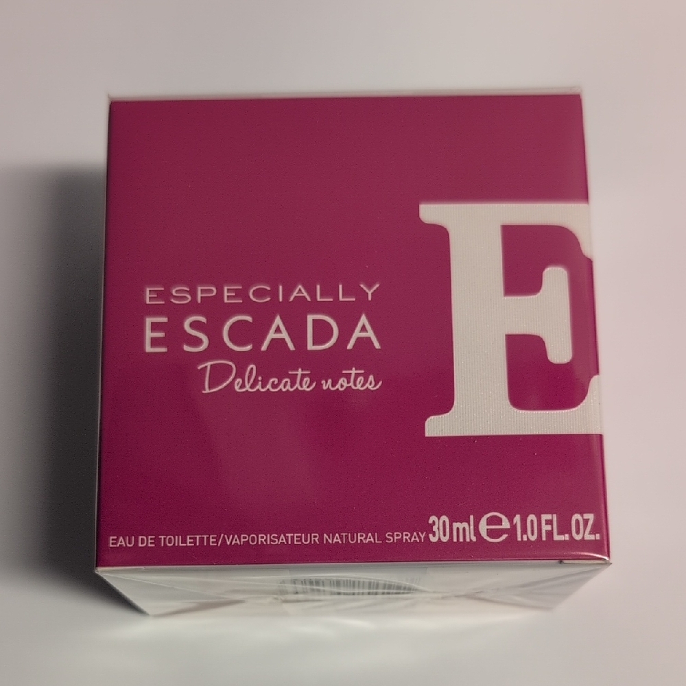 Escada Especially Delicate Notes in Pink Box Eau De Toilette 30ml e 1.0 FL. OZ.